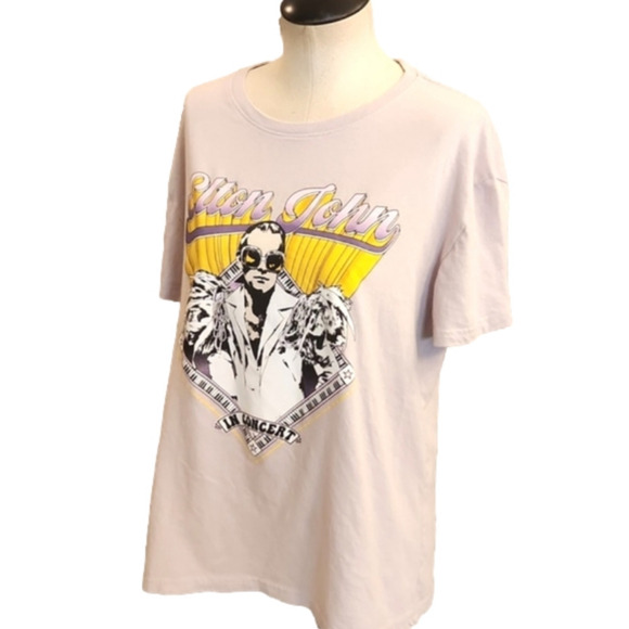 Womens Elton John light lavender graphic tee size Large. - Picture 7 of 13